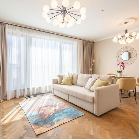 Easyrooms Dzirnavu รีกา ภายนอก รูปภาพ