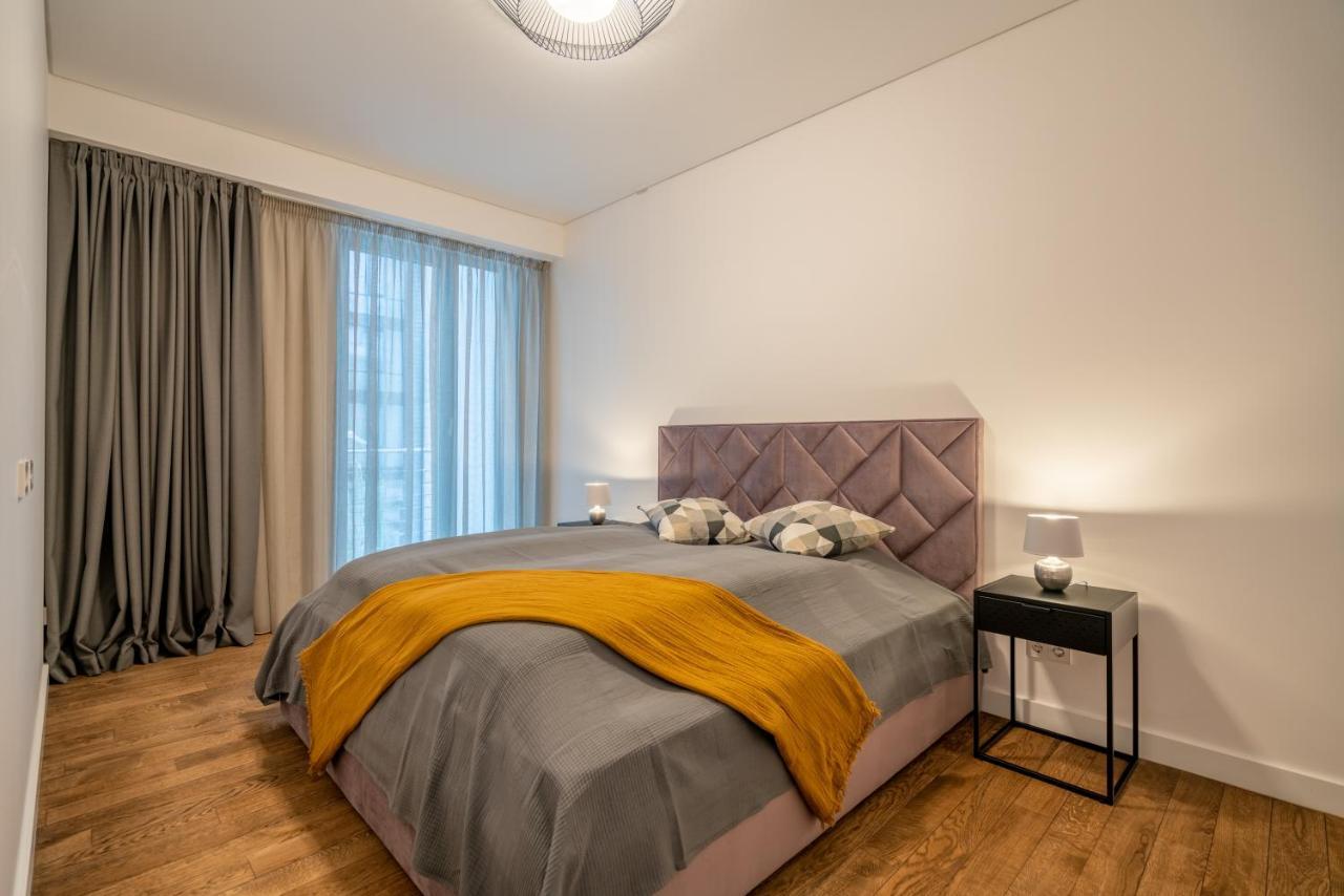 Easyrooms Dzirnavu รีกา ภายนอก รูปภาพ