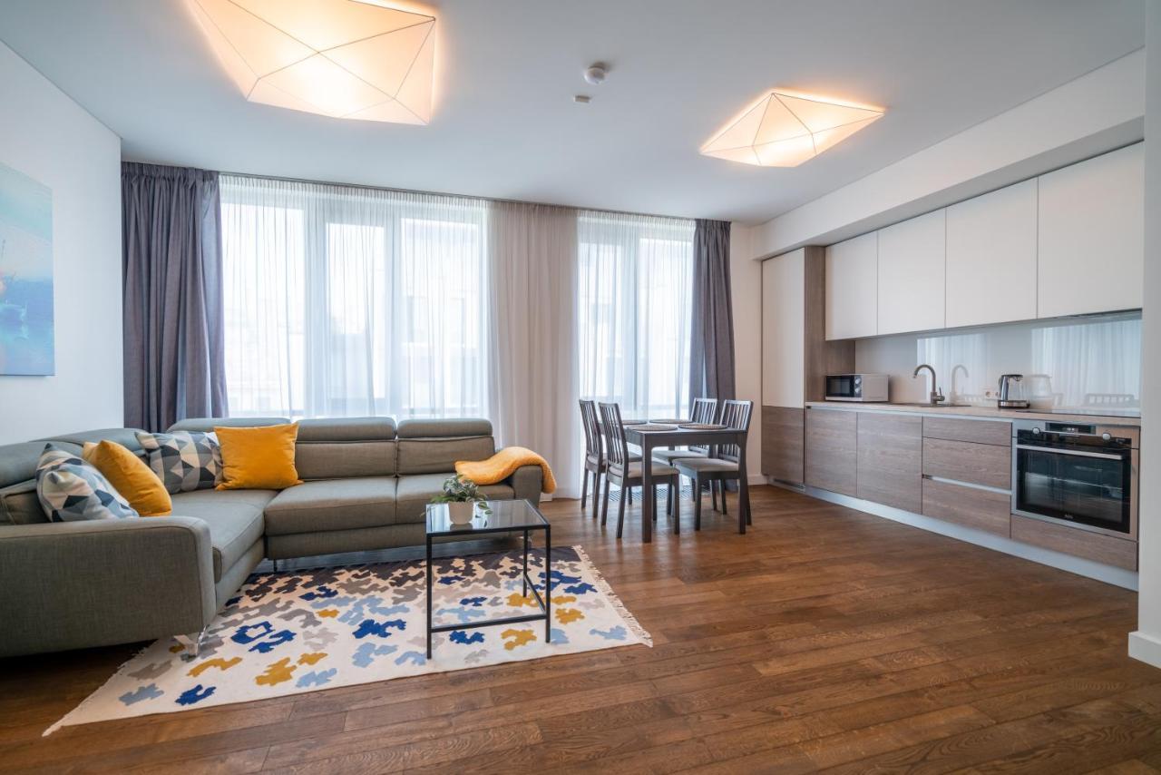Easyrooms Dzirnavu รีกา ภายนอก รูปภาพ